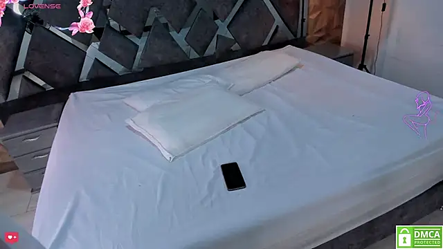 Selene  Lopez  online show from 03-31-26, 07:47