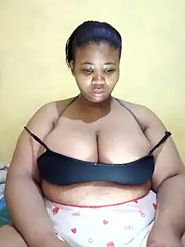 Snapshot of Prettyboobiesx chatting on 10-22-25, 10:53 Prettyboobiesx online show from 10-22-25, 10:53