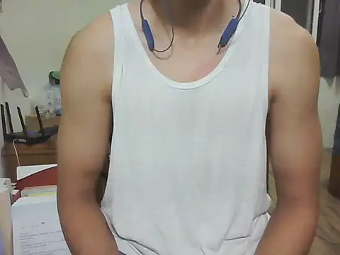 Snapshot of clarks-top chatting on 06-14-26, 01:24 clarks-top online show from 06-14-26, 01:24