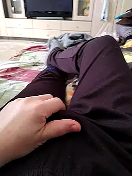 Mumuska online show from 10-31-25, 10:49