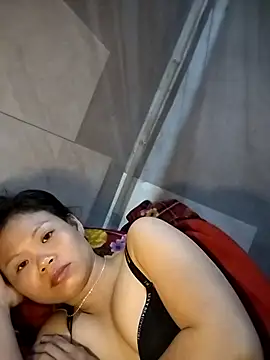 LinhNa999 online show from 11-25-25, 01:27