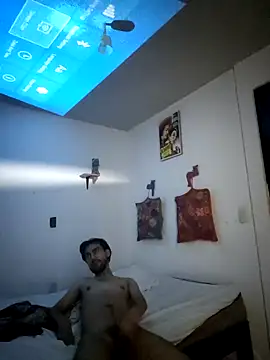 Snapshot of sweetsinisabella chatting on 10-31-25, 11:44 sweetsinisabella online show from 10-31-25, 11:44