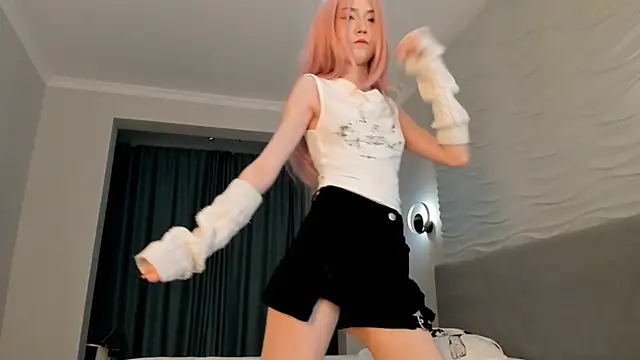 kawai mai online show from 11-17-25, 04:13