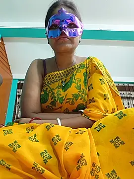 Snapshot of Indian__coupel999 chatting on 05-28-26, 05:43 Indian coupel999 online show from 05-28-26, 05:43