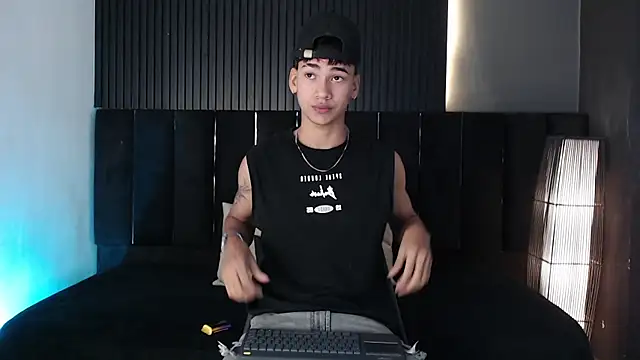 Dominic ghost online show from 11-12-25, 12:22