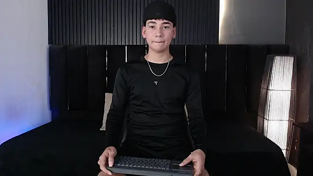 Dominic ghost online show from 07-27-26, 08:27