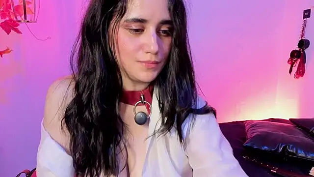 elowen halley1 online show from 03-05-26, 08:10