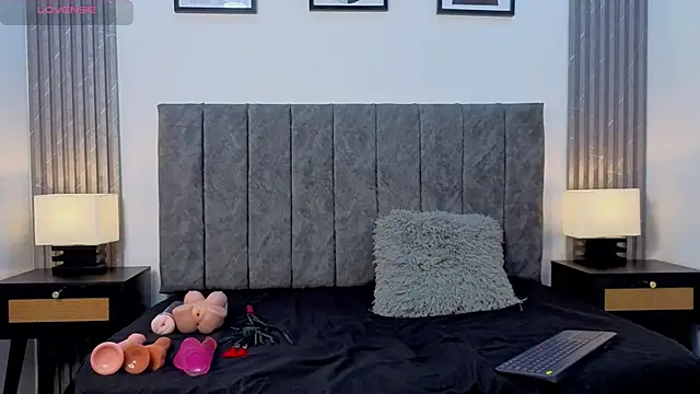 Liam forest  online show from 09-28-25, 04:51