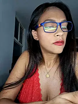 sarah garcia  online show from 05-24-26, 12:04