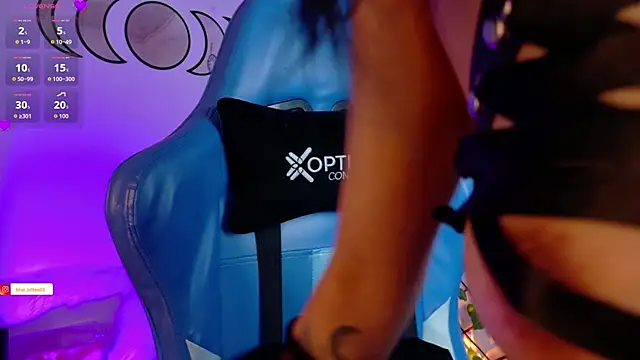 blue kitten online show from 09-11-25, 09:15