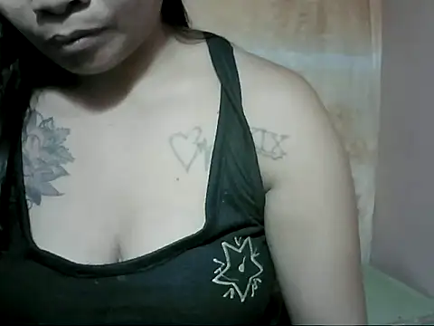 sexymorenapinay 33 online show from 10-20-25, 12:11