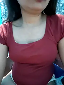 Vaani Actress online show from 04-14-26, 03:51