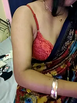 Snapshot of hoty_sonali chatting on 09-09-25, 02:11 hoty sonali online show from 09-09-25, 02:11