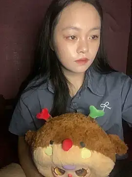 Julia-Elsa online show from 09-12-25, 03:39