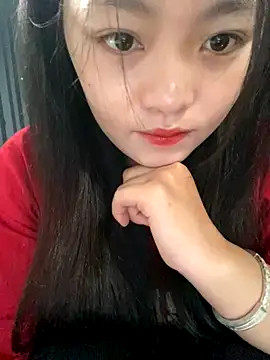 Julia-Elsa online show from 11-14-25, 04:55