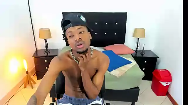 Snapshot of maikol_monstercock chatting on 10-15-25, 03:50 maikol monstercock online show from 10-15-25, 03:50