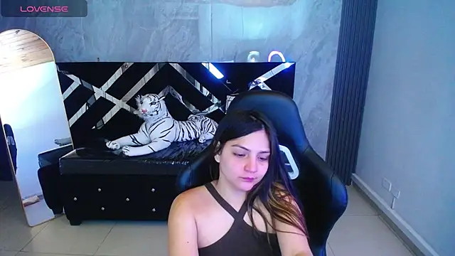 Snapshot of emily_cooper_t chatting on 09-11-25, 02:55 emily cooper t online show from 09-11-25, 02:55
