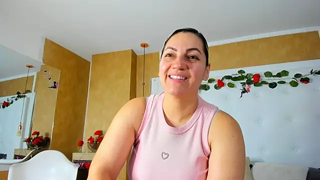 Heidy milf online show from 04-02-26, 08:06