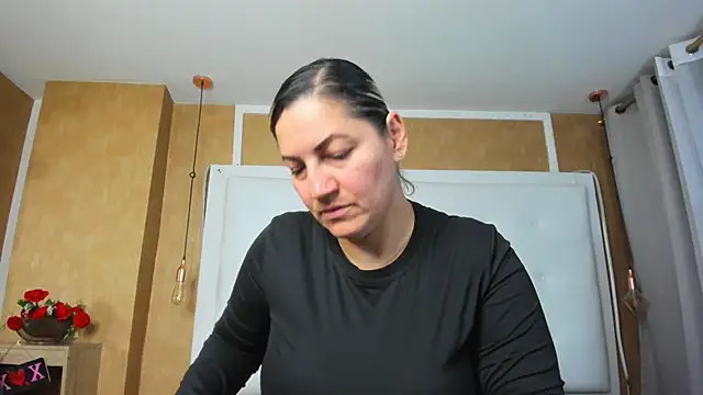 Snapshot of Heidy_milf chatting on 06-10-26, 08:52 Heidy milf online show from 06-10-26, 08:52