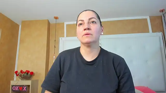 Heidy milf online show from 07-30-26, 07:57