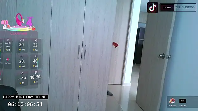 Yulienneg online show from 09-17-25, 06:53