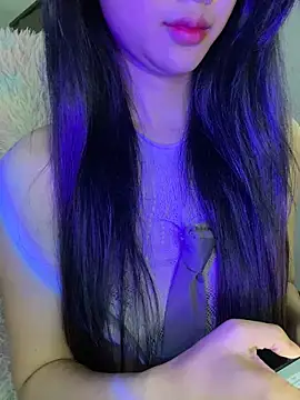 Snapshot of Sexlove_bb chatting on 05-02-26, 01:32 Sexlove bb online show from 05-02-26, 01:32