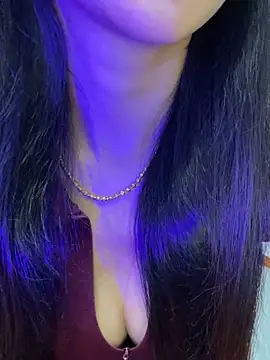 Snapshot of Sexlove_bb chatting on 05-19-26, 12:05 Sexlove bb online show from 05-19-26, 12:05