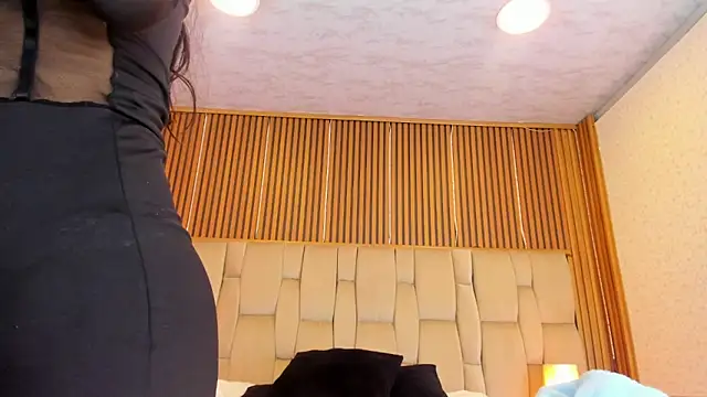 Sophie Calloway online show from 03-21-26, 01:37