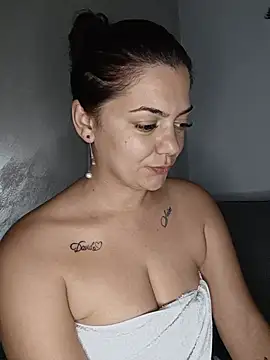 LadyNora online show from 06-25-26, 08:02