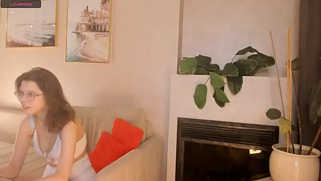 Xonalenei online show from 04-19-26, 08:11