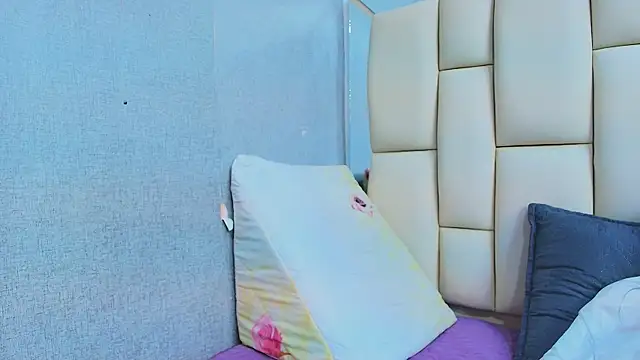 sweet amye online show from 09-10-25, 07:03