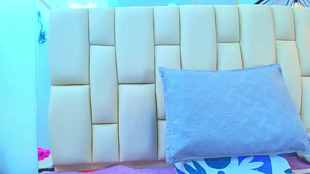 sweet amye online show from 10-18-25, 07:14