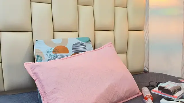 sweet amye online show from 11-18-25, 07:18