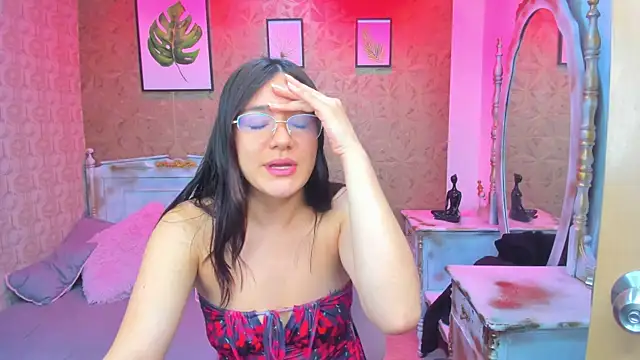 Dali collin online show from 11-06-25, 01:01