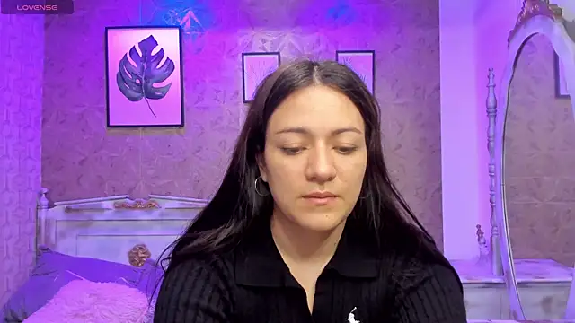 Snapshot of Dali_collin chatting on 05-19-26, 02:01 Dali collin online show from 05-19-26, 02:01