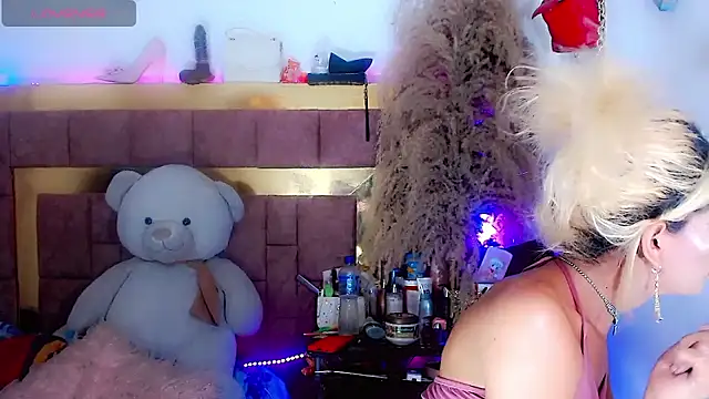 ravenous charmer online show from 03-09-26, 05:44