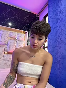 DayanaDG online show from 11-19-25, 06:19