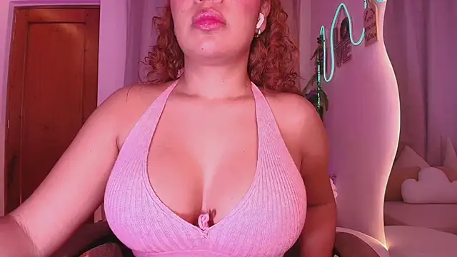 Snapshot of megansan_ chatting on 05-15-26, 02:57 megansan online show from 05-15-26, 02:57