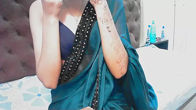 elize   online show from 11-15-25, 05:16