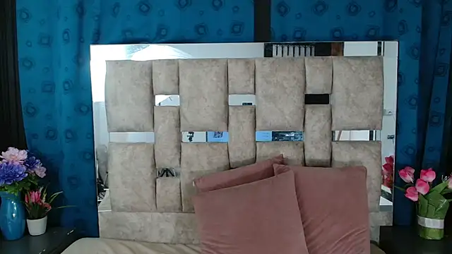 Snapshot of AmbarSmit chatting on 11-11-25, 08:42 AmbarSmit online show from 11-11-25, 08:42