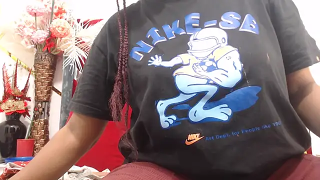 Snapshot of AmbarSmit chatting on 11-16-25, 01:17 AmbarSmit online show from 11-16-25, 01:17