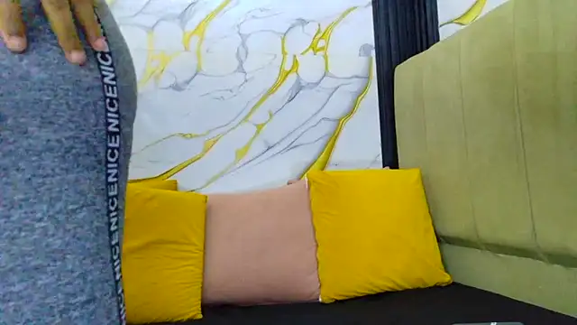 AmbarSmit online show from 04-09-26, 03:28