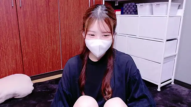 Ema o0 chan online show from 11-01-25, 05:53