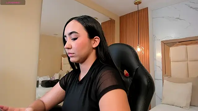 julieta rosee online show from 02-23-26, 09:34