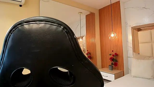 julieta rosee online show from 03-30-26, 10:00