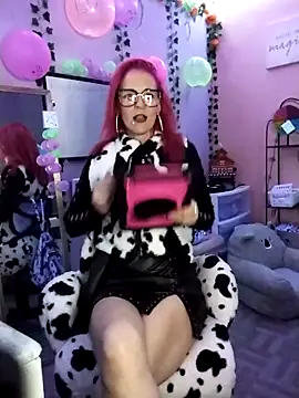 Purple2StayThnxx online show from 10-12-25, 10:36