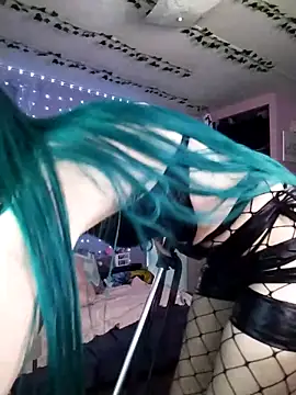 Snapshot of Purple2StayThnxx chatting on 04-23-26, 06:32 Purple2StayThnxx online show from 04-23-26, 06:32