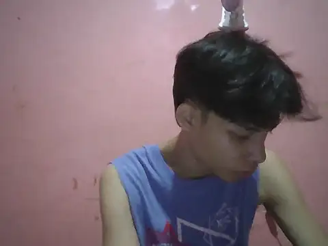 Snapshot of Kyoshi_19 chatting on 10-10-25, 09:41 Kyoshi 19 online show from 10-10-25, 09:41