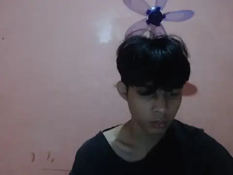 Snapshot of Kyoshi_19 chatting on 11-05-25, 05:07 Kyoshi 19 online show from 11-05-25, 05:07