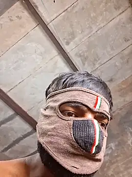 RAYI Queen 3 online show from 04-03-26, 09:02